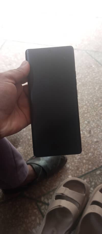 Tecno camon 40 pro