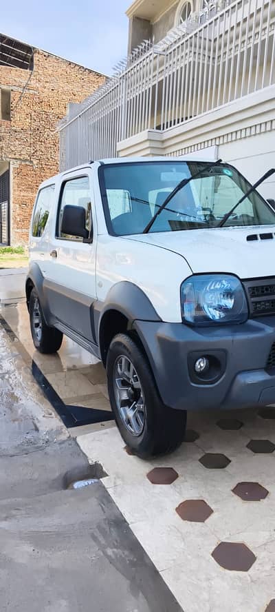 Suzuki Jimny 2013