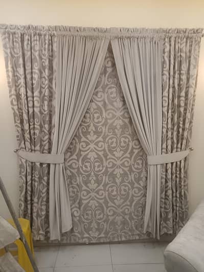 “Luxury Double Layer Curtains with Tiebacks – Like New Condition”
