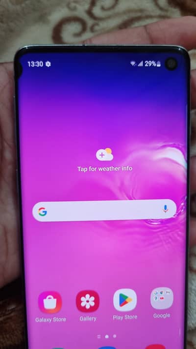 Samsung S10 available