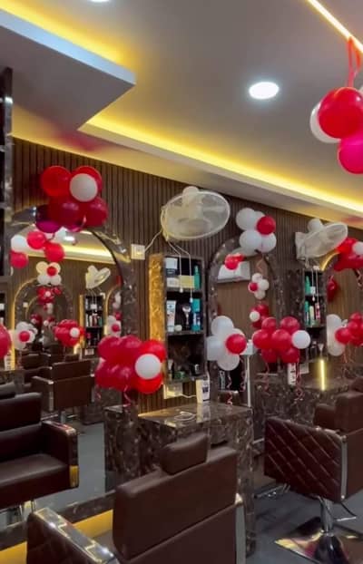 Staff Required For Beauty parlour