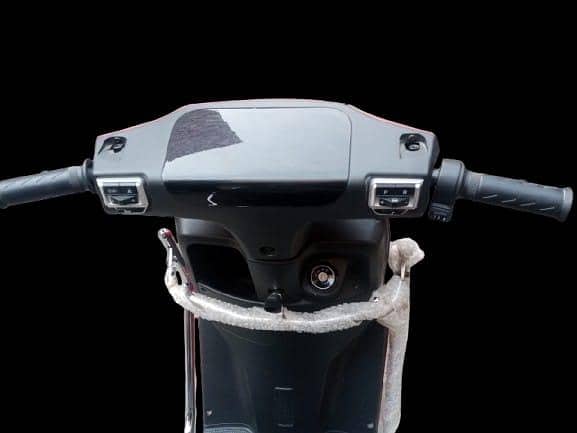 United Sharp Plus Scooty 2