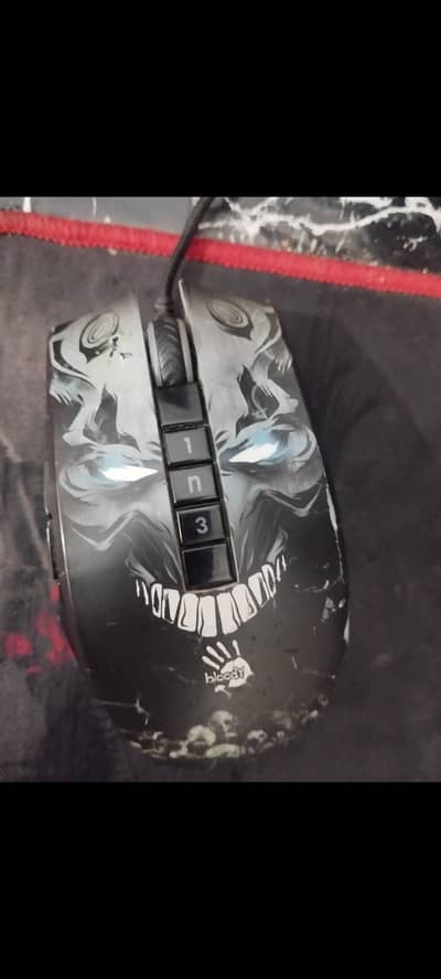 Bloody mouse p85 with gameing keyboard