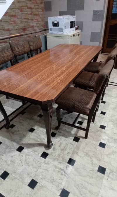 Solid wooden table and 6 chairs