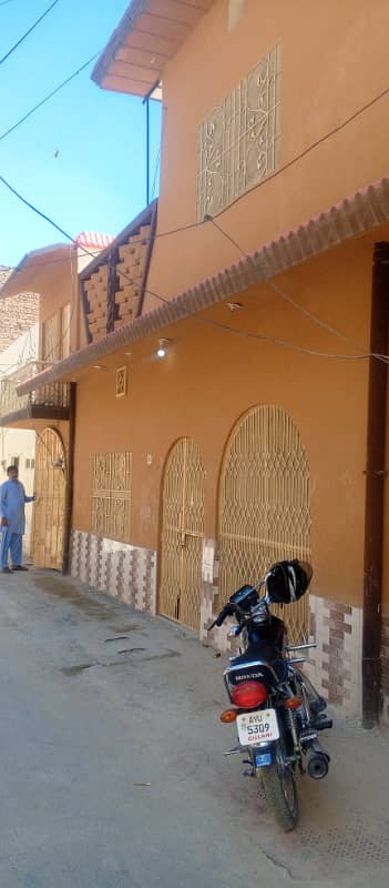 Satlitown Y Block 7 mrla double story used house urgent Sale reasonable rate