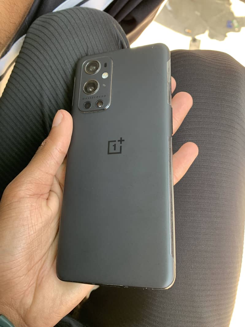 One plus 9 pro 1
