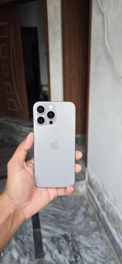 iphone 15 pro max factory unlock