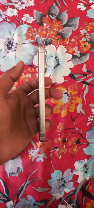 iphone 14 pro 256gb white 9/10 condition