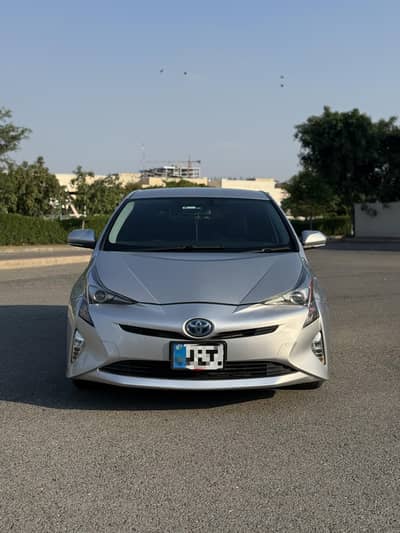 Toyota Prius S touring 1.8 black eidition