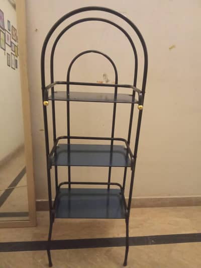 Stand / rack / organizer