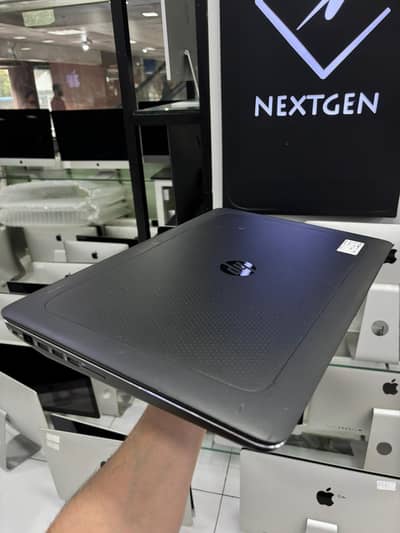 HP ZBook 17 G3 Core i7 6th Gen 16GB RAM | 512GB SSD M3000M 4GB Graphic