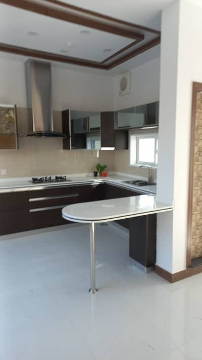 UPPER & LOWER PORTIONS AVAILABLE FOR RENT