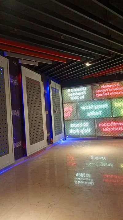 1000 SQFT Ground Hall Shop for Rent in Gulberg Very Hot Location Best For Pharmacy | Food Resturent | Ice Cream | Pizza Shop | Groucery Store | Coffee Shop | Garmanets Store | Medical Clinic | Saloon | Dollar Shop & Other Commercial Bussiness Setup