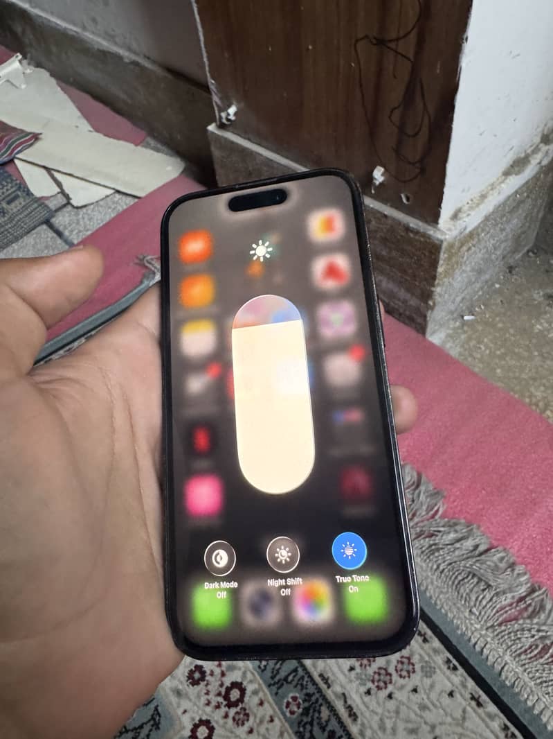 iPhone 14 pro 1