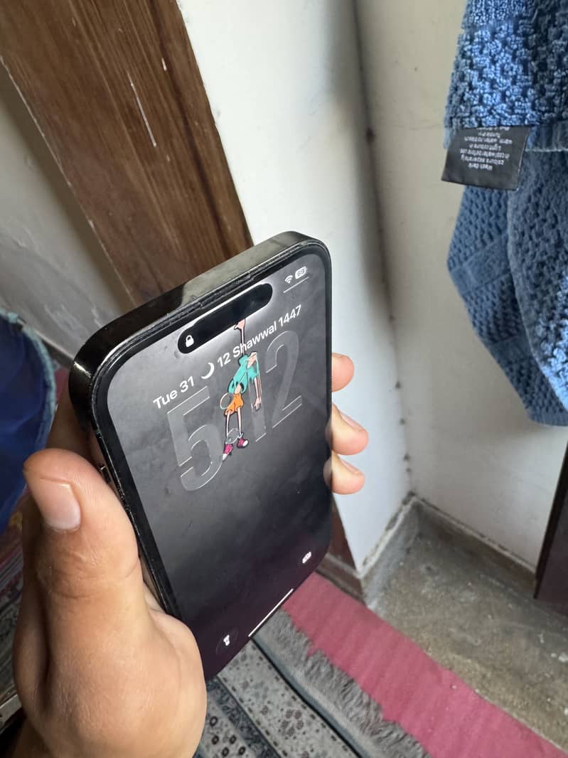 iPhone 14 pro 2