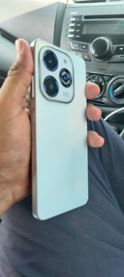 Infinix smart 8 plus