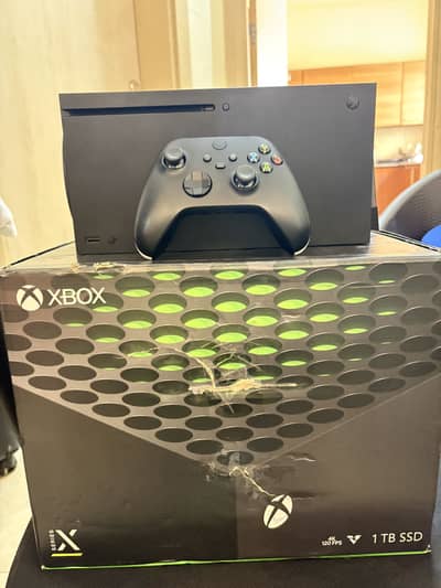 Xbox Series X | 1 TB | Excellent condition