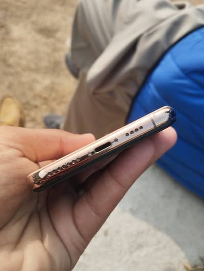 Xs max jv 256 gb screen change final price 33k