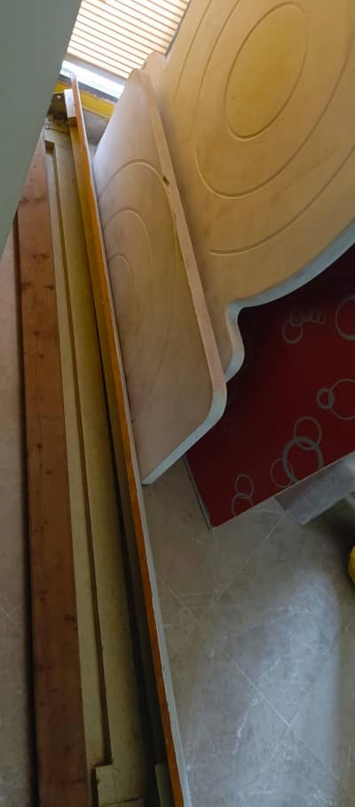 single bed with mattress used