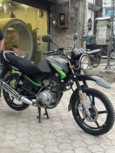 YAMAHA 125G MATE EDITION