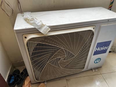 Haier 1.5 ton inverter AC