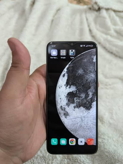 Realme 5i (4GB RAM / 64GB Storage) – Excellent Condition