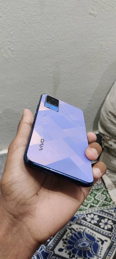 vivo v21e urgent for sale