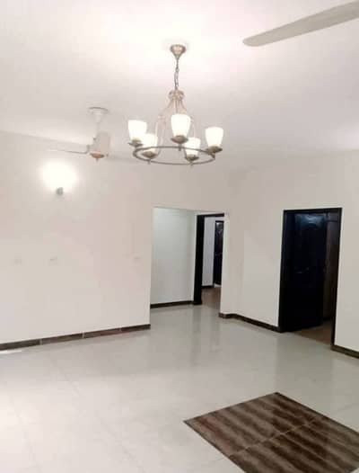 10 Marla 5th Floor 3 Bedrooms Available For Sale.