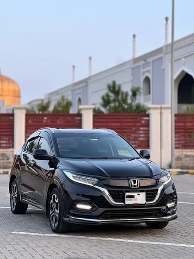 Honda Vezel Hybrid Z Honda Sensing 2018 / 2024