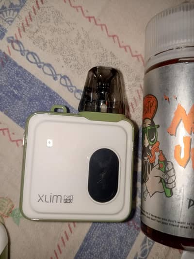 Xlim SQ pro pod / vape with full fuel bottel for sale urgent
