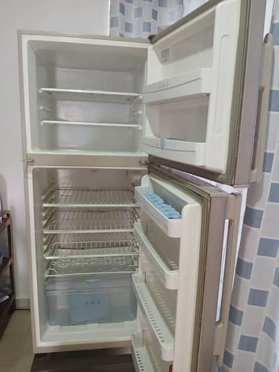 good fridge full size ha