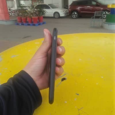 iPhone 11 non pta factory unlocke