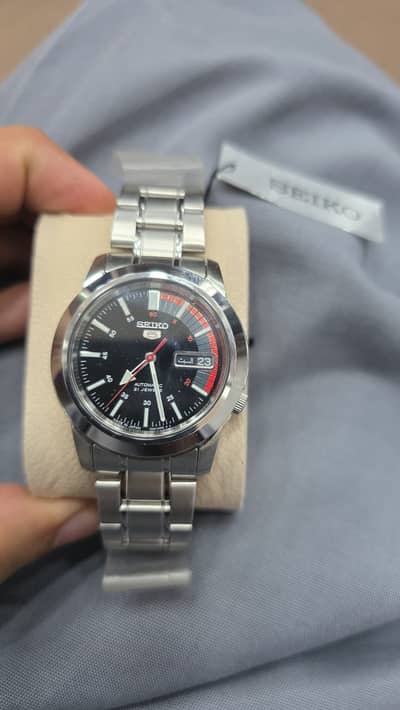 Brand New Seiko 5 Automatic Black Red Dial Watch with Box & Card – 75