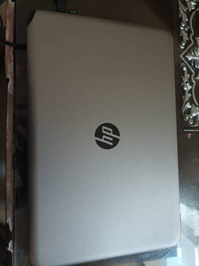 HP Notbook i5 6200U 8gGB without hard