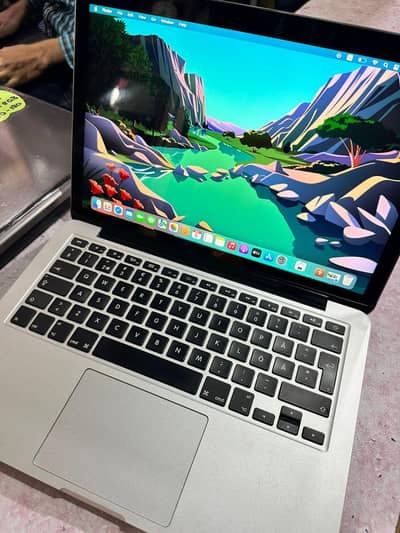 m1 pro 13 inches  16 gb ram 256GB for sale 0344=0059=692
