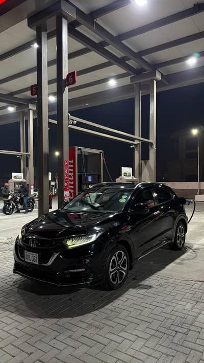 Honda Vezel Hybrid Z Honda Sensing 2018 / 2024
