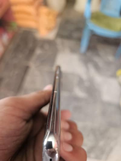 one plus 9 pro 8+4/128 just 2 month use 10/10 condition 100% original