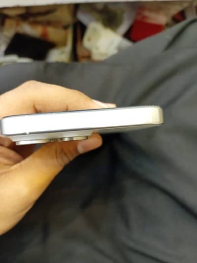 I phone 15 pro max (JV)