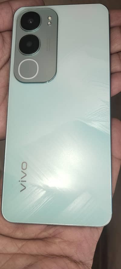 Vivo 19s Brand new condition 2 months used 03435495527