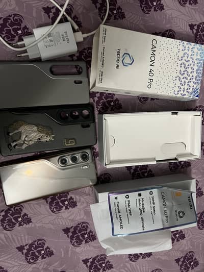 Tecno camon 40 pro