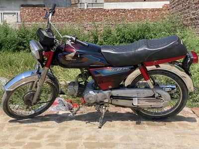 Honda CD 70 2018