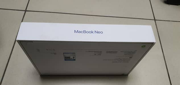 Apple MacBook Neo 13