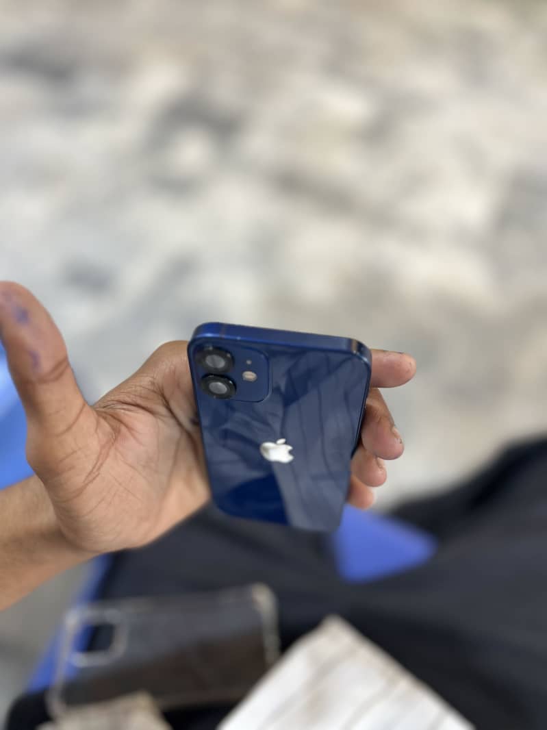 Iphone 12 mini 4