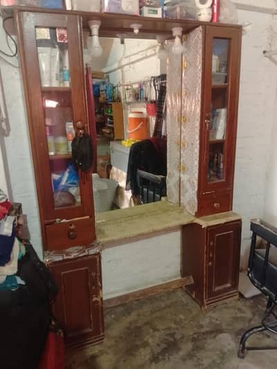 Used Wooden Dressing Table with Mirror – Good Condition & Spacious”