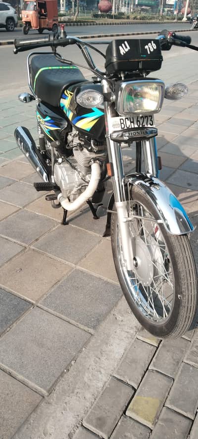 Honda 125 new 6 month old documents clear file gadi book