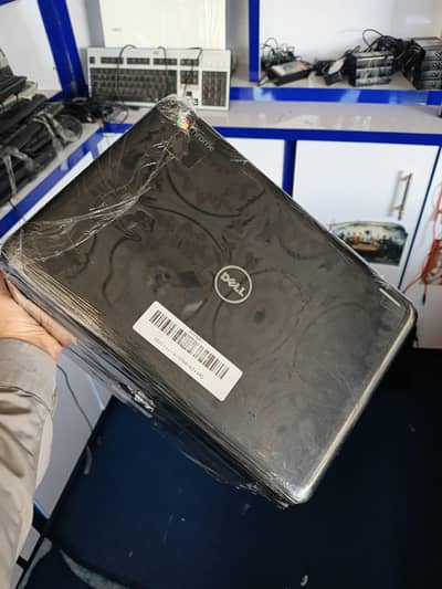 Dell chromebok 128Gb windows 10 lite installed