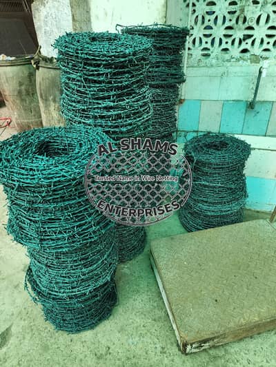 Chain link mesh/ Barbed wire/ Razor wire/ Weld mesh/ Hesco bags