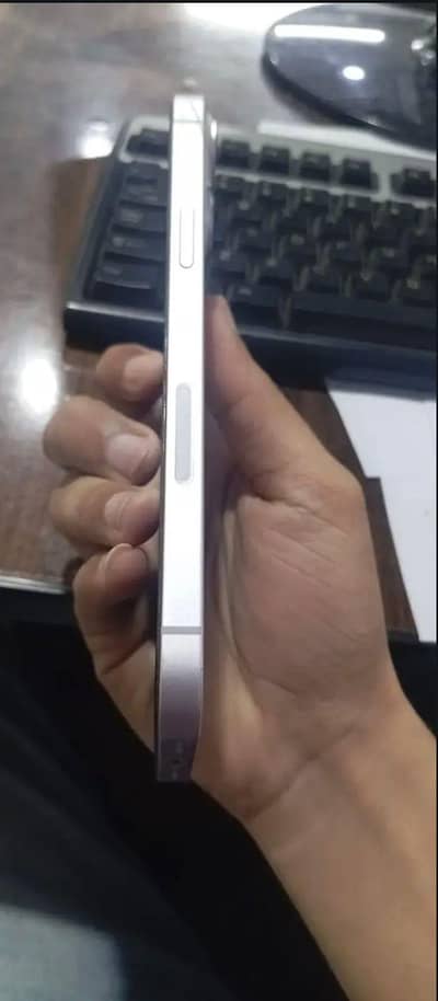 10/10 cndtion JV 128Gb 84% btry  waterpark air tight not a single falt