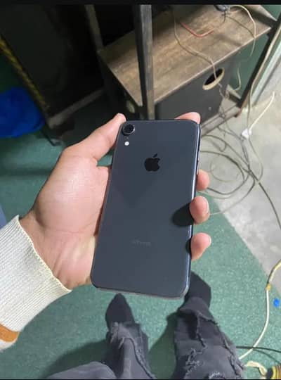 Iphone XR Factory unlock 10/9 condition  64 Gb 78%bettery
