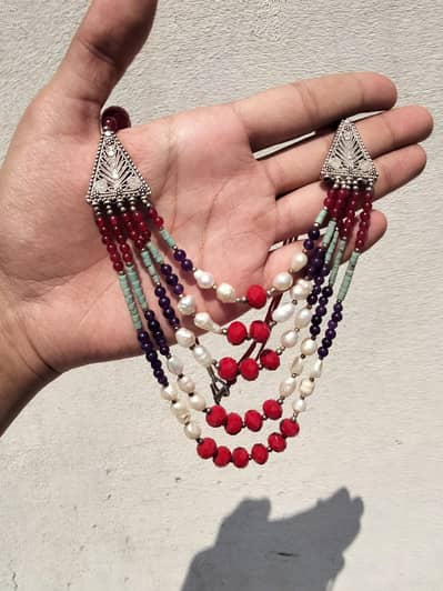 orignal stone necklaces Different prices